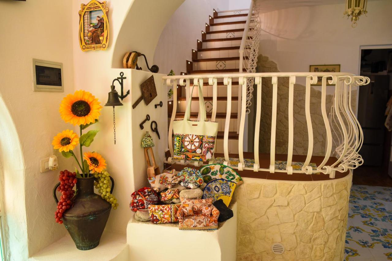 B&B Antico Palmento Lipari  Eksteriør billede