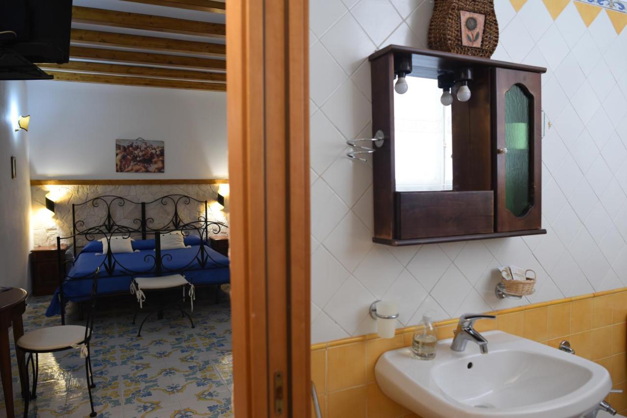 B&B Antico Palmento Lipari  Eksteriør billede