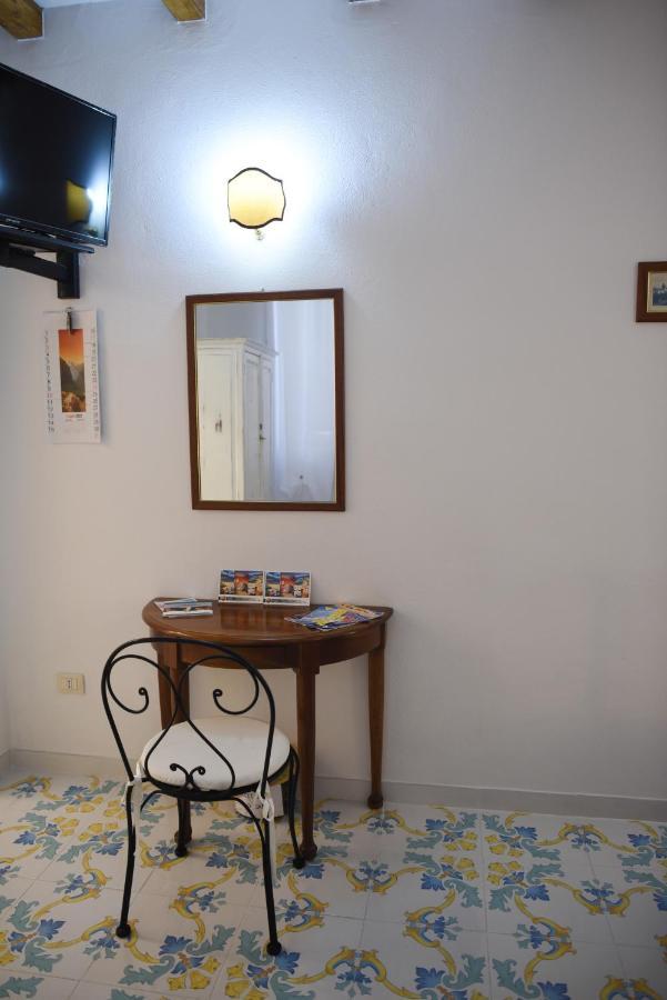 B&B Antico Palmento Lipari  Eksteriør billede